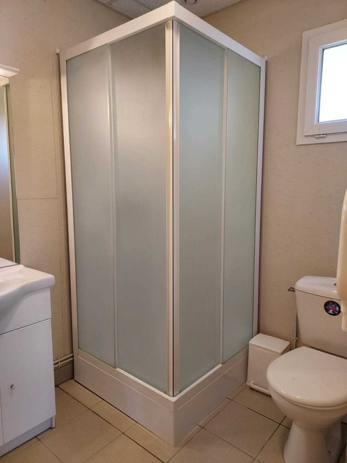 Douche Sainte eugénie